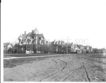 Lake Shore Drive (600 Block)