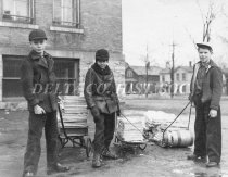 Franklin grade schoolers with scap paper