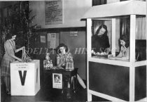 Colleting stockings, etc. for war effort