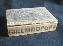 Woodman's alphabet set