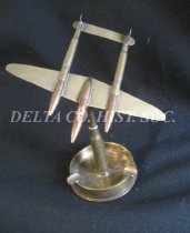 WW II ashtray (top view)