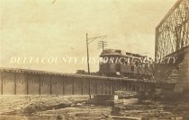 Streetcar crossing the Escanaba River