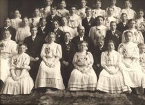Confirmation class Bethany Lutheran Church, c. 1906
