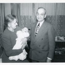 Grandparents Aminda and Charles Kukkonen with baby Karen Bjork