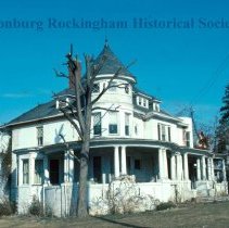 Home at corner of Liberty and Gratten Streets