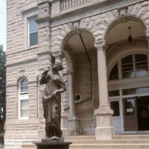 Rockingham County Court House statue