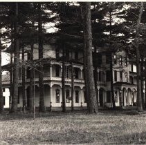 Lakeview House Hotel