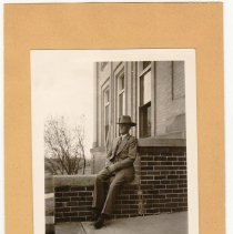 GENL-2015.029.0114 Photograph page 2