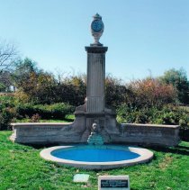 XX.1274, Monument, Orian Sterne Memorial Fountain