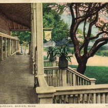 The Piazza, Hotel Sippican