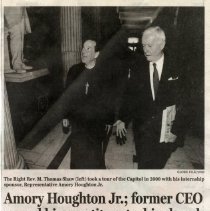 Executive Lifted Corning With Bet on Fiber Optics