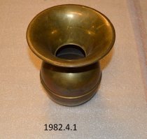 Spittoon