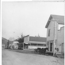 Grant Avenue, Novato