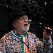 Derek Warfield and the Young Wolfe Tones at Milwaukee Irish Fest 2018