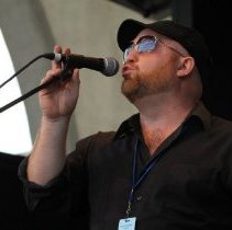 Derek Warfield and the Young Wolfe Tones at Milwaukee Irish Fest 2018