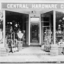Central Hardware 1928