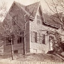 35 Winthrop Street Extension