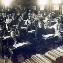 [Classroom photograph]