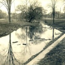 Manchester Field Bandstand