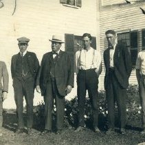 George Locke Family on the Farm