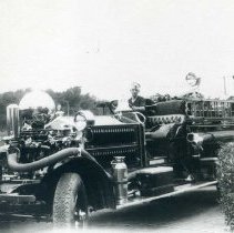 1925 Ahrens Fox Pumper
