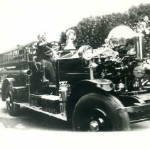 1925 Ahrens Fox Pumper