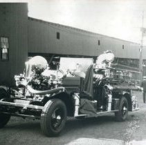 1925 Ahrens Fox Pumper