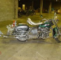 1961 Harley-Davidson FLH  Full Dresser