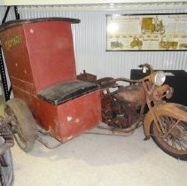 1932 Harley-Davidson Model VL with sidevan