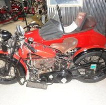 1933 Harley-Davidson Model V with sidecar