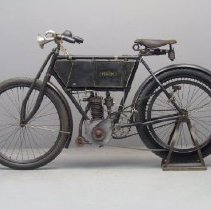 1903 Peugeot Left Side