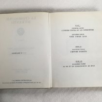 Urantia Book; La Cosmogonie d'Urantia. Part (Tome) 1 of 3.