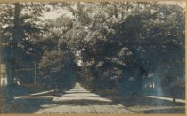 Looking down Scranton Avenue