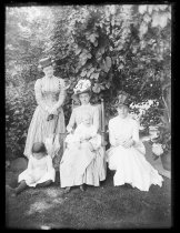 Pussy Martin and Baby, photo by Alice Austen, 1889