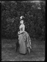 Portrait of Alice Austen, photo by Oswald Muller, 1888