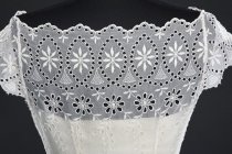 detail of bodice back