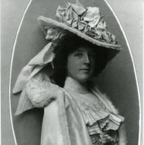 Zoe Stocklon, 1902