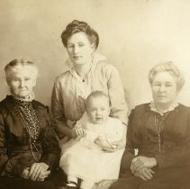 Florence Nendle with Baby, Elizabeth (Whitney) Hovenden, and Eda (Hovenden) Nendle