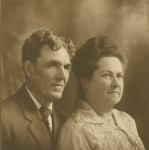 Sam or George Porter with wife or Isabelle Hust