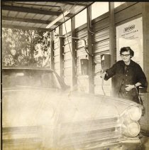 Elna Maloney at car wash