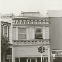 Buildings in 300 Block of Healdsburg Avenue.