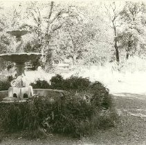 Fountain at Oakmound Cemetery