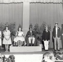 Junior High Madrone King & Queen
