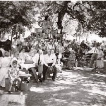 Former Healdsburgers Picnic at El Rancho Cara Mella, St. Helena
