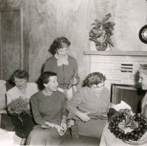 Preparation for Christmas Festival by Healdsburg Garden Club Members