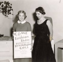 Rainbow Girls Prepare for Fashion Show