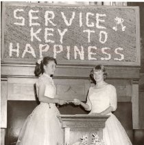 Rainbow Girls Install New Officers