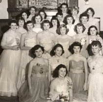 Rainbow Girls Install New Officers