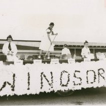 Alexander Valley 4-H Club Float in Fair Parade