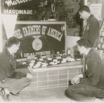 Healdsburg Chapter FFA Members Place Window Display for National FFA Week